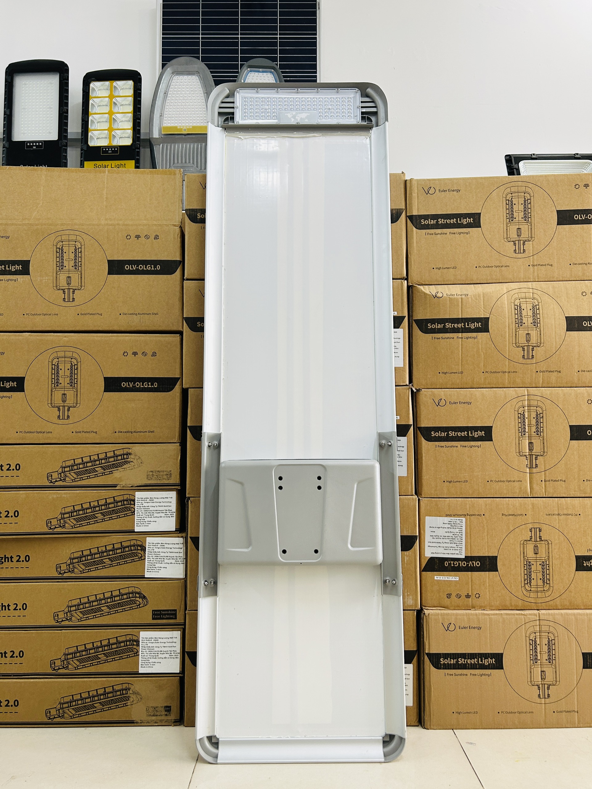 den-nang-luong-mat-troi-euler-olv-olf-120w-den-lien-the%20(1)