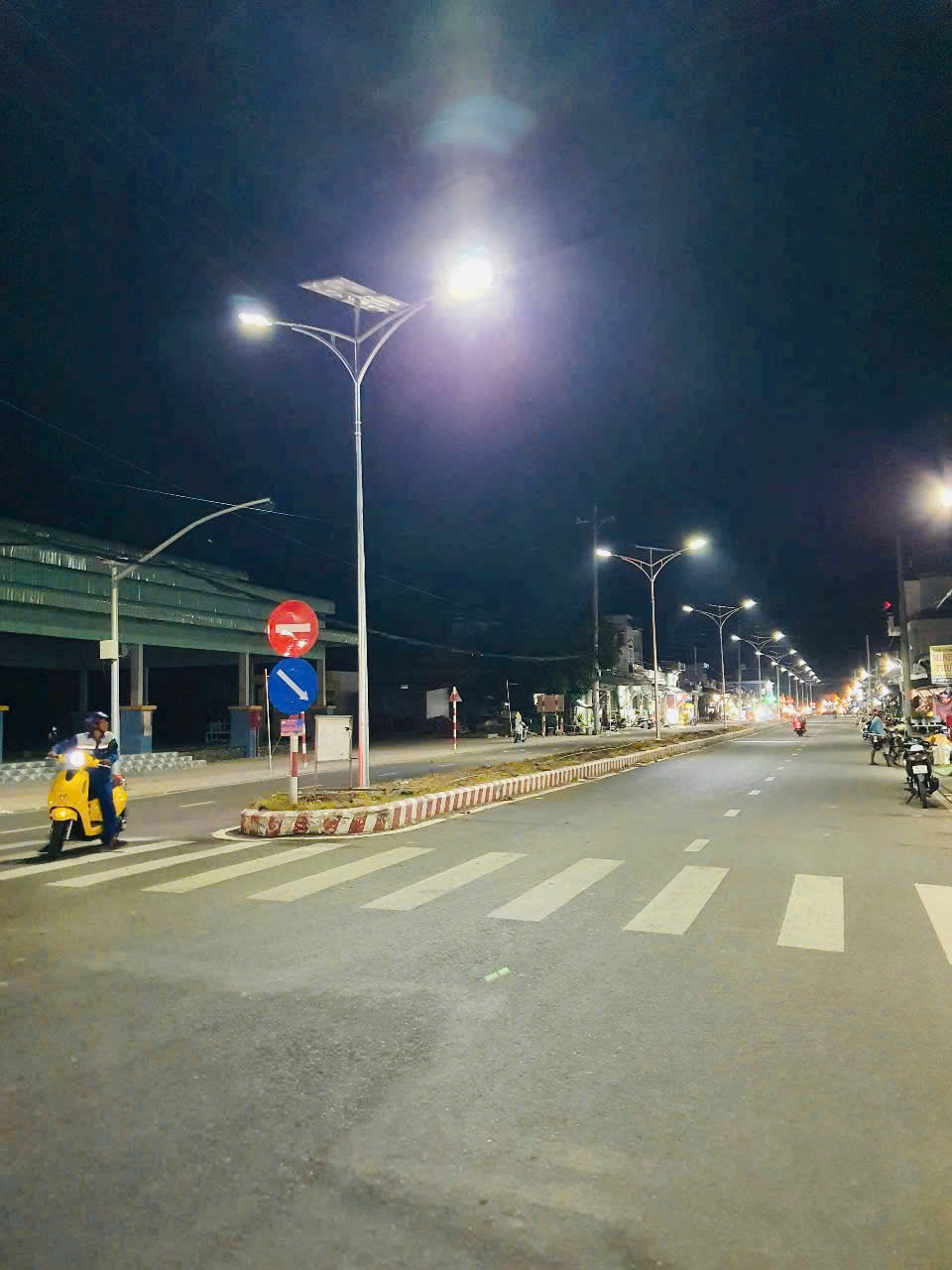 den-nang-luong-mat-troi-jindianvn-euler-energy-jindian-100W-56W-30W-36W-80W-120W-100W%20(38)